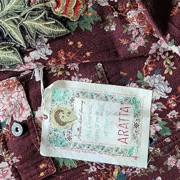 Aratta Silent Journey Coat - Picture 5 of 5